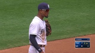 TEX@SD: Stammen fields grounder to start double play