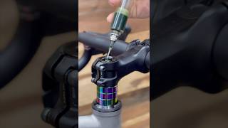 #beats #music #bicyclerepair #bikemaintenance #bikemechanic #tools #gravelbike #viral #youtubeshorts