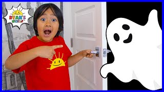 Ryan Pretend Play with Halloween Ghost Haunted House!!!