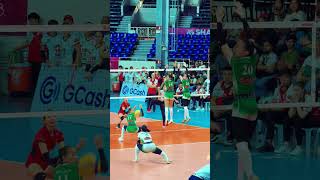 Libero defense - Lyka De Leon of DLSU