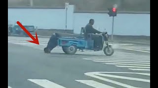 交通事故現場驚險畫面記錄，車禍合集2022.11.12 | Idiots In Cars - Caught On Dash Cam