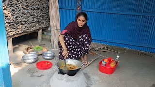 মাঝে মধ্যে এমন গরুর মাংস কিনে খাইতে হয় স্বাদের মধ্যে ভিন্নতা আনে সাথে  বিকেলের প্রাকৃতিক দৃশ্য