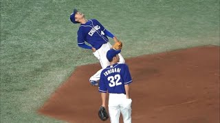 土田龍空、ベンチにリクエストを要求するも判定覆らず思わずのけぞる（2022年9月9日）