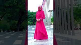 Aisyah Dress Striking Pink