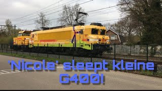 Strukton 1824 met super kleine G400 locje door Ermelo!