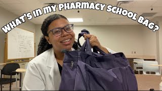 What’s In My Bag | Pharmacy School Edition | First Year Student Pharmacist 👩🏽‍⚕️