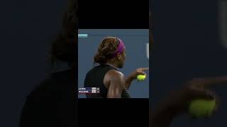 Serena Williams Threatens To Kill Line Judge at US Open 2009 - gets Disqualified