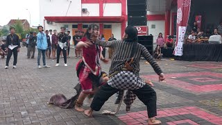 Singkat Berbudaya Atraksi Barongan Satrio Mudo Joyo Di Stadion Demak