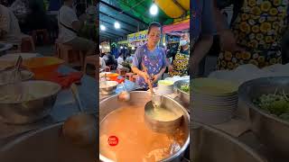 Blood soup noodles | KiNG Street Food | คิงสตรีทฟู้ด | วัดจันทร์ประดิษฐาราม เพชรเกษม48 กรุงเทพฯ