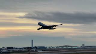 Low-pass by the final Boeing 747 at Paine Field Airport.