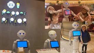 Robot Cafe / Pepper Parlor