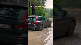 Volvo XC60 stuck in the mud, or maybe not!?