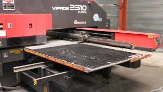 AMADA VIPROS 2510 Hydraulic punching machine CNC