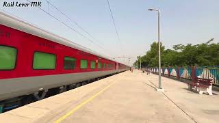 12688 Chandigarh Madurai SF Express With New LHB Couches 1st Run