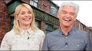 ITV hosts Holly Willoughby and Phillip Schofield play a cameo role in Coronation Street