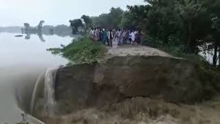 Mahananda nadi ka pani aa gya balungan me