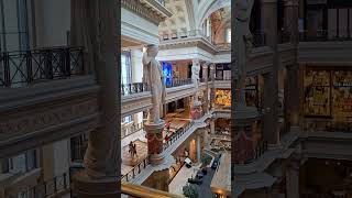 Каскад фонтанов в отеле Caesars Palace