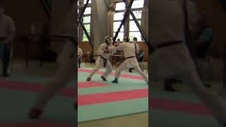 相手の突きを潰して入る上段逆突き　#空手 #karate #shotokan #short #kumite