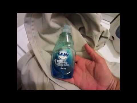How to Remove Oil Stains from Laundry. How to Remove Oil Stains from Laundry.