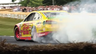 Team Penske's Ford Fusion NASCAR Cup Car V8 Sound & Burnouts!