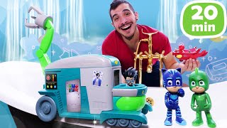 ¡A divertirnos con los PJ Masks y sus coches en la bañera! Videos de juguetes para niños en español