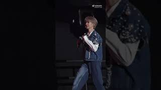 230225  INTO1 Liuyu fancam 《Born to fly 》