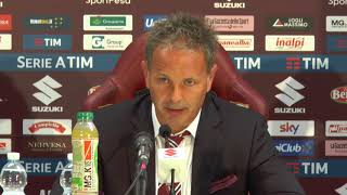 Furia Mihajlovic con lo staff: \