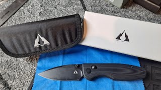 CMB made knives Predator is this the best axes lock insane action