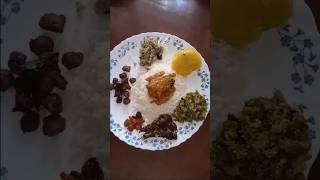 ഉച്ചയൂണിന് ഇതൊക്കെയാണ് #food #lunch #cooking #shorts #shortvideo #virelshorts #youtubeshort