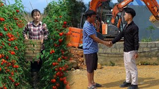 While the homeless girl was busy earning money, Hung found someone to help her dig a pond.