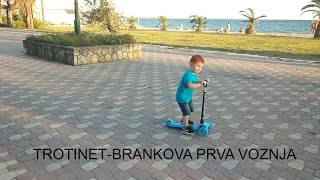 TROTINET-BRANKOVA PRVA VOZNJA!!!!