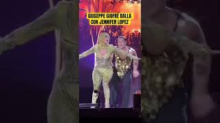 GIUSEPPE GIOFRÈ BALLA CON JENNIFER LOPEZ #giuseppegiofre #jenniferlopez #amici #mariadefilippi #sir