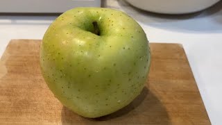 【りんご】品種『王林』（おうりん）を食べてみた！【apple orin】【asmr 萌え断】