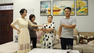 养母把养女赶出家门，养女结婚后又上门要彩礼，结局太解气了【农村微情剧】