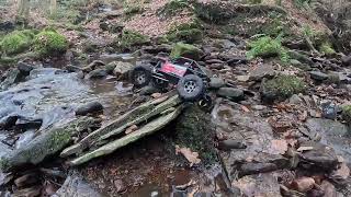 Axial Capra 4ws crawling tiger clough rivington part 1