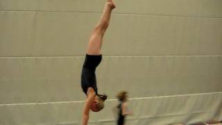 Lisanne- BALK- handstanddoorrol