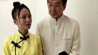 张韶涵和成龙受访谈合唱《黄河》感受，握拳感慨身为中国人很骄傲