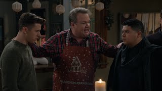 Cam Dispenses Some Farm Justice - Modern Family