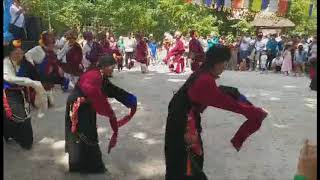 སྡེ་དགེ་ཡི་བྲོ་ཆེན།Tibetan Dege’s Traditional