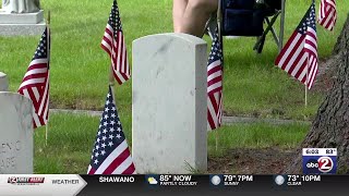Appleton honors fallen service members with Memorial Day parade, ceremony