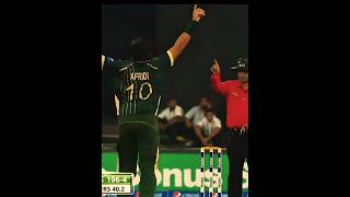 Shahid Afridi bowling | Shahid Afridi batting | #shahidafridi #shorts #shortsviral #shortsfeed