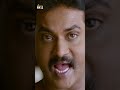 ఒకడ్ని చంపడం కోసం ఇద్దరు తిరుగుతున్నారు jakkanna movie sunil mannara chopra shorts