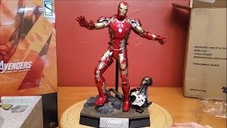 Unboxing Hot Toys Avengers: Age of Ultron Iron Man Mk 43 Diecast 1/6 Scale MMS 278 D09 Review