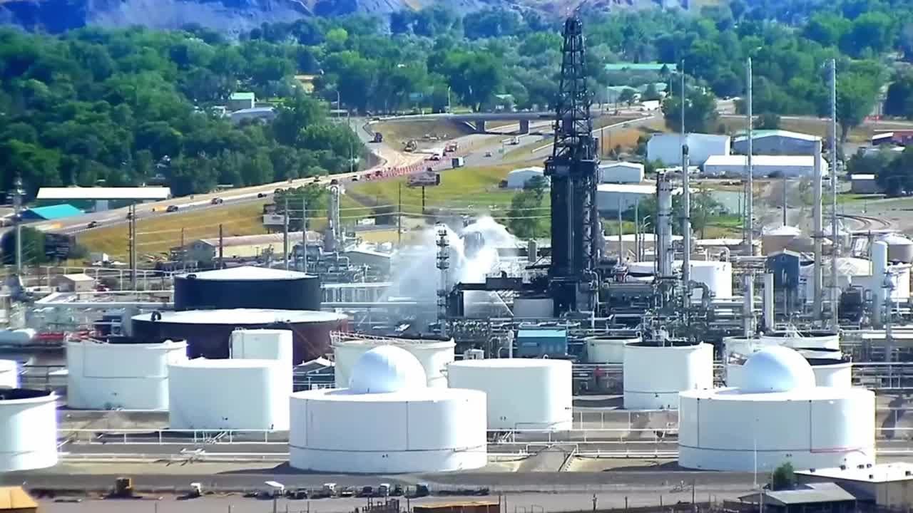 Conveyor Belt At Phillips 66 Refinery In Billings Catches On Fire - YouTube