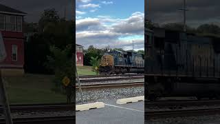 A CSX flared max leads an autorack train at Brunswick!