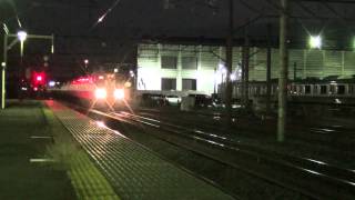 JR211系C16 10両編成(ラッピング編成) 普通 前橋行き 新前橋駅到着