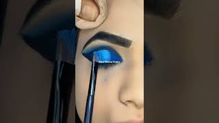 How to apply glitter Eye shadow #smokeyeyestutorial #makeup #eyeliner #trendingshorts #shortsviral