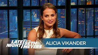 How Alicia Vikander Perfected Her Robot Voice for Ex Machina - Late Night with Seth Meyers