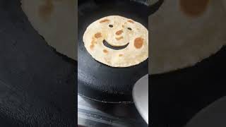 #shorts #😍kids favourite smiley  Chapati 👍👌#trending