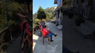 Sittong, Gurung Homestay